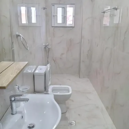 Lama Apartaments Ksamil *