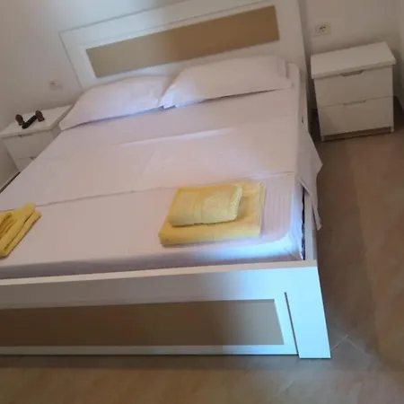 Hotel Lama Apartaments Ksamil